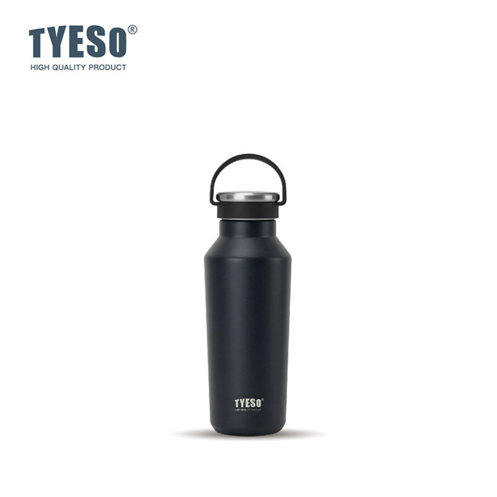 Black water bottle with handle on a white background, featuring the TYESO brand.